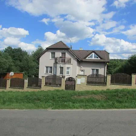 Villa Wellness Villa U Prahy *