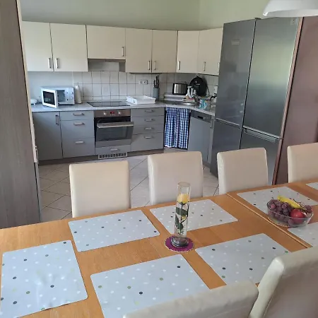 Wellness Villa U Prahy Villa Čerčany