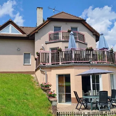 Wellness Villa U Prahy Villa Čerčany